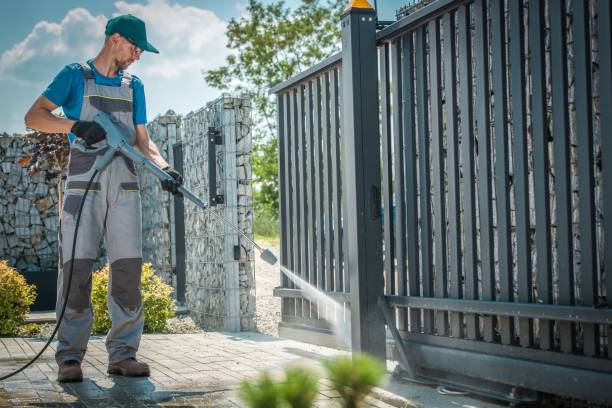 Best Animal Enclosure Cleaning  in Quail Ridge, FL